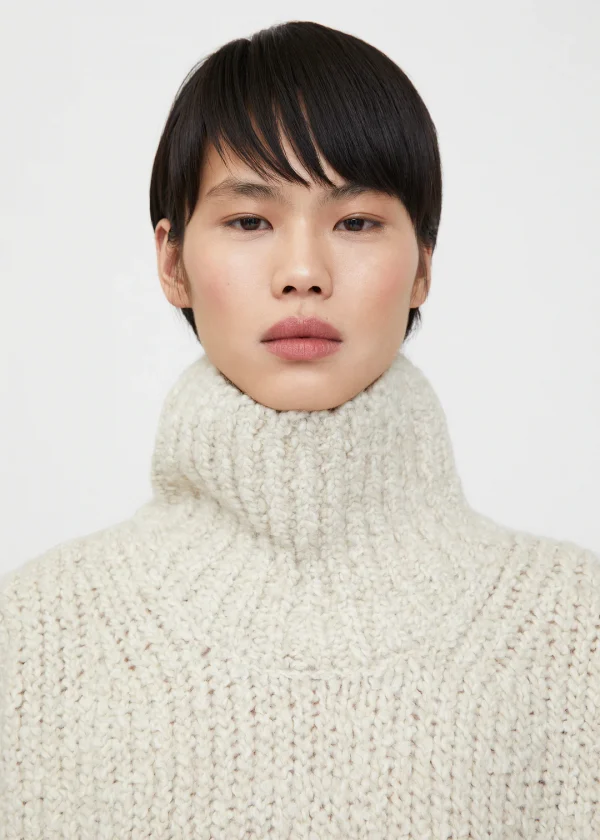 ALPACA_BOUCLE_TURTLENECK_223-567-324_BONE