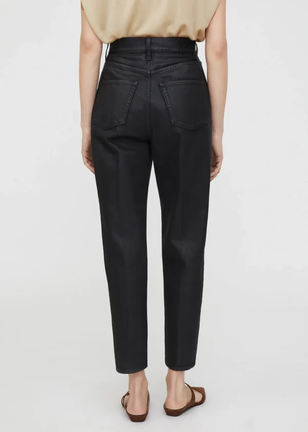 PANTALON TOTÊME TAPERED LEG DENIM COATED BLACK