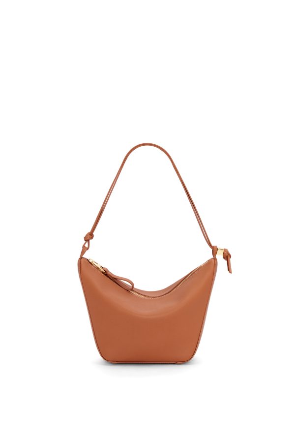 bolso-loewe-mini-hammock-camel