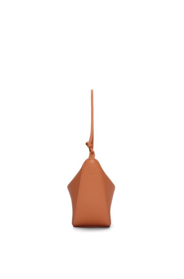 bolso-loewe-mini-hammock-camel