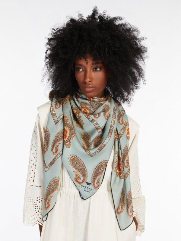 CHAL MAXMARA MODAL Y SEDA ESTAMPADA