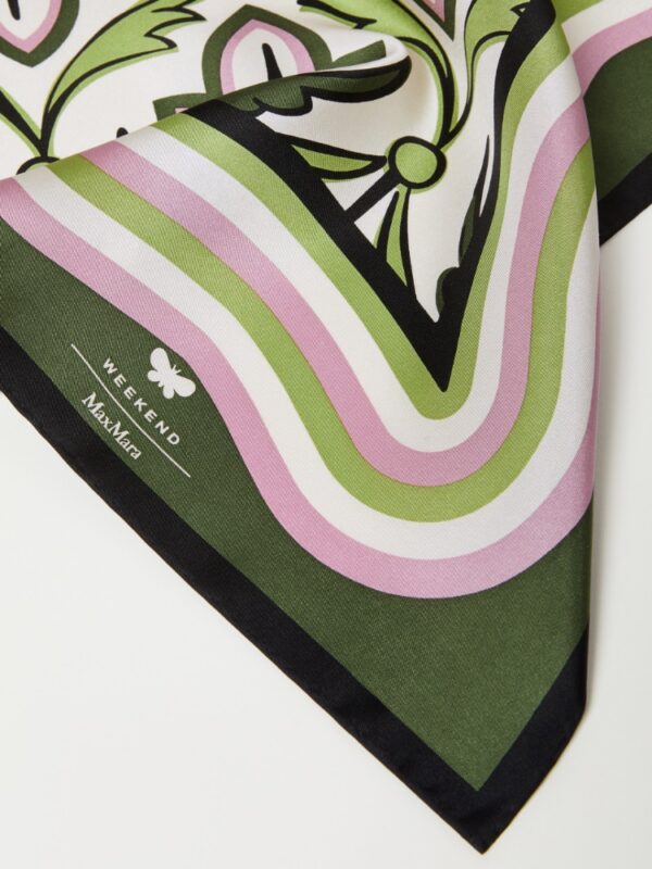 FULAR DE SEDA ESTAMPADA MAXMARA