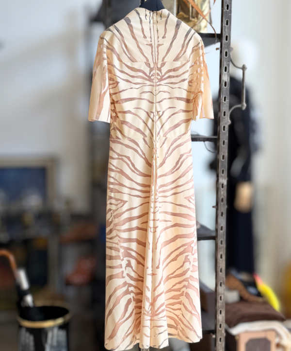 vestido carven